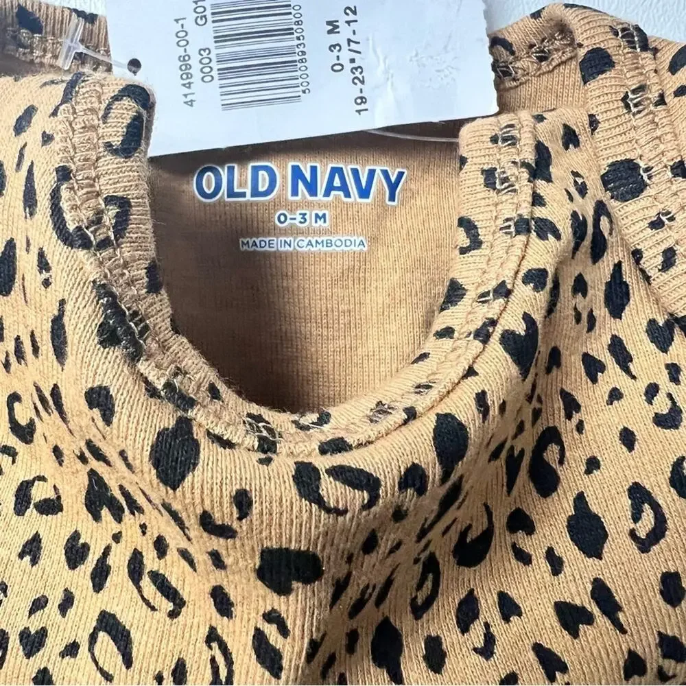 Old Navy Baby Long Sleeve Animal Print Bodysuit Sz0-3 M